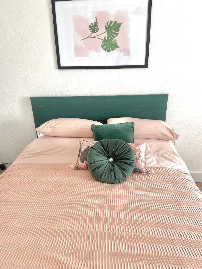 Idyllic Cornish Cottage, Superking Bed, Private Garden Dogs Welcome Truro Eksteriør billede